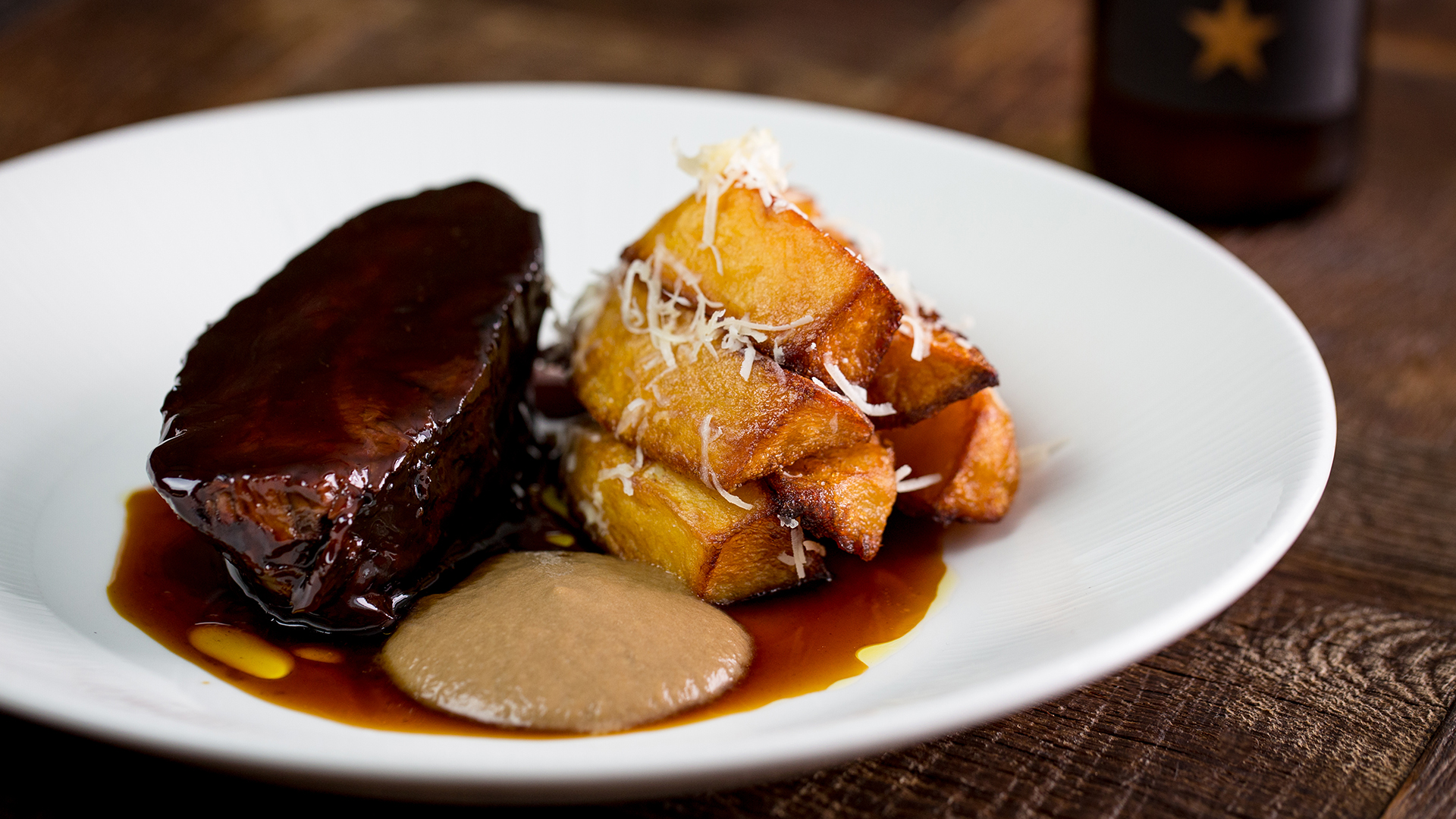 Natural Selection NSD_Portfolio_Wreckfish_0004_Wreckfish_menu_shoot